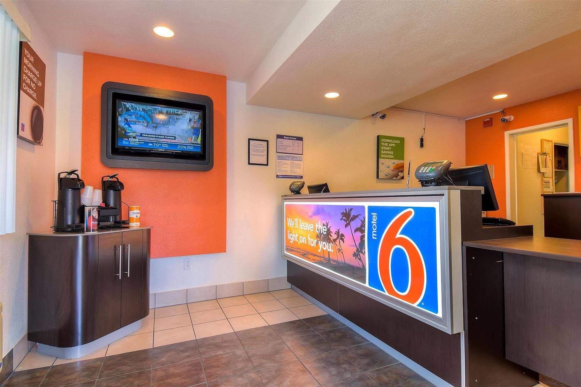 Motel 6-Westminster, Ca - South - Long Beach Area Kültér fotó