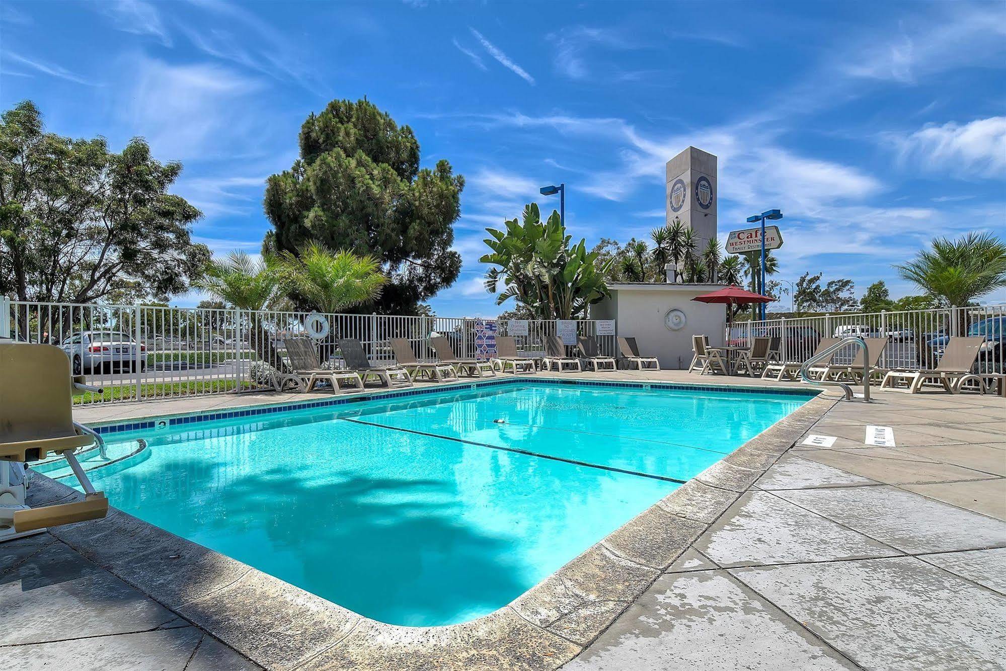 Motel 6-Westminster, Ca - South - Long Beach Area Kültér fotó